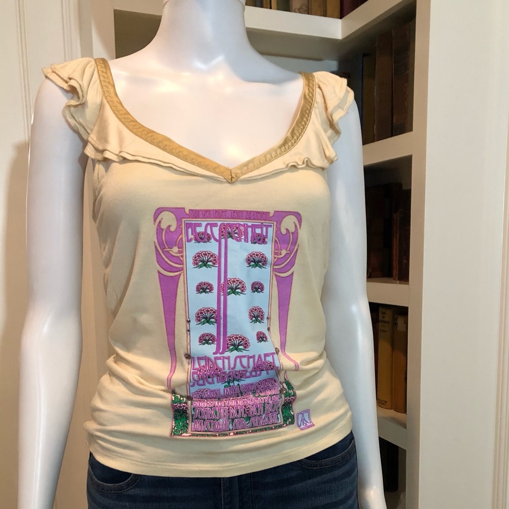 💜 D&G Cream Top with Gold and Purple Accents- Vintage 90s